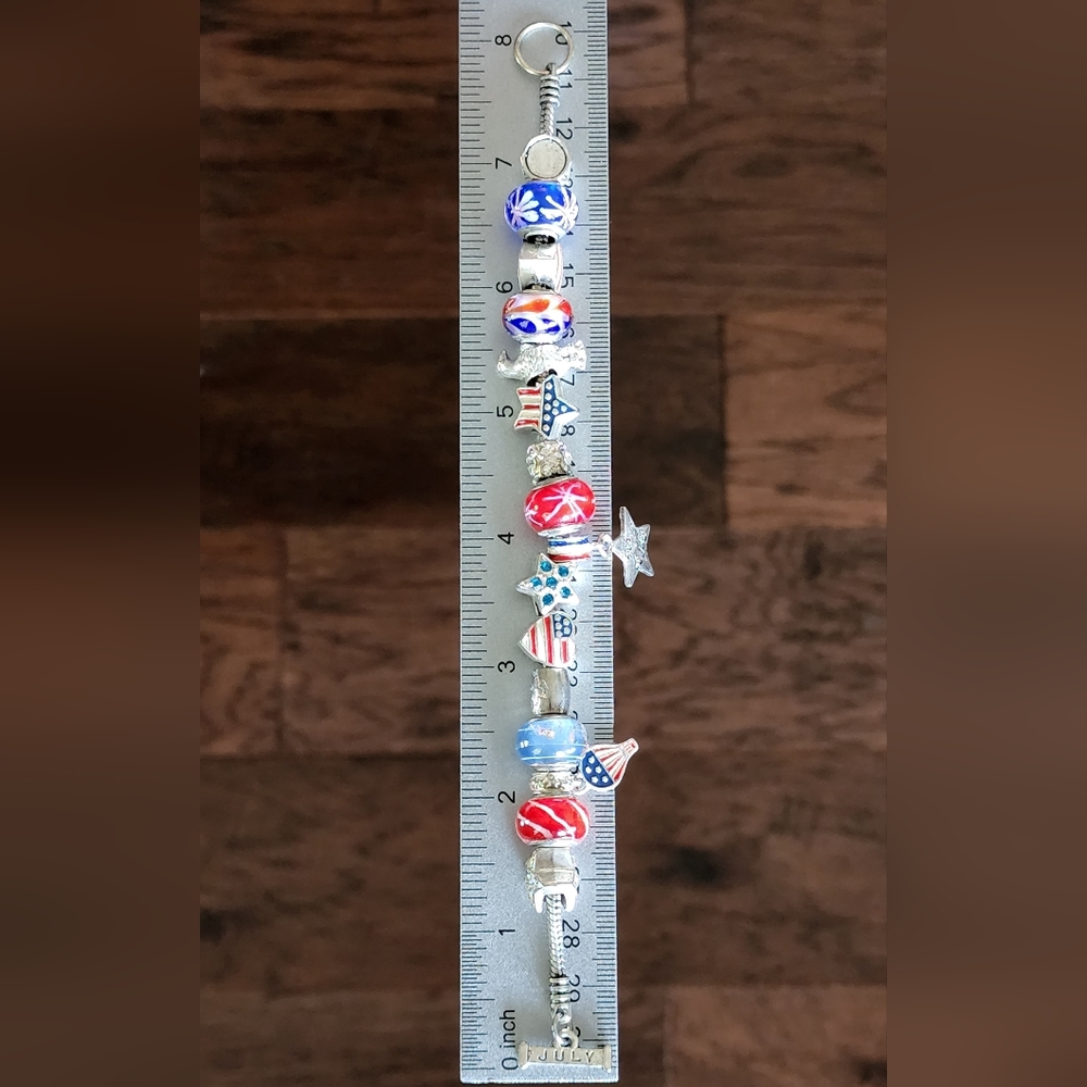 Willabee & Ward Toggle Charm Bracelet 8" JULY Red White Blue Patriotic ❤️🤍💙